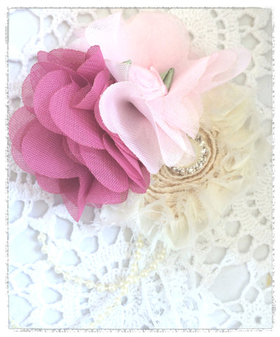 Ivory & rose pink pink vintage hair clip