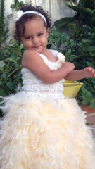 VINTAGE BABY TO GIRL IVORY LACE FEATHER DRESS. TUFW70