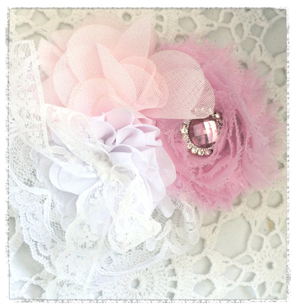 White & pink vintage hair clip