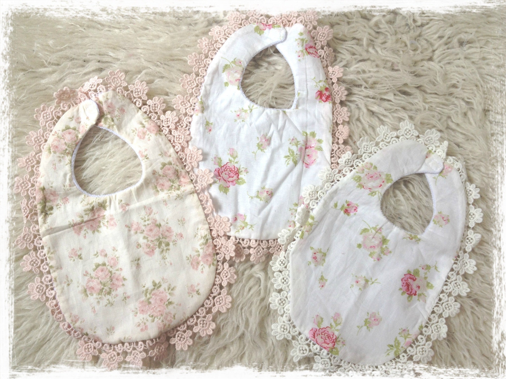 VINTAGE FLORAL BABY & TODDLER BIB